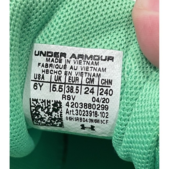 Under Armour Steph Curry SC 3ZER0‎ 4 GS \'WHITE VIS YELLOW\'  Basketball Shoes 6Y main image 3